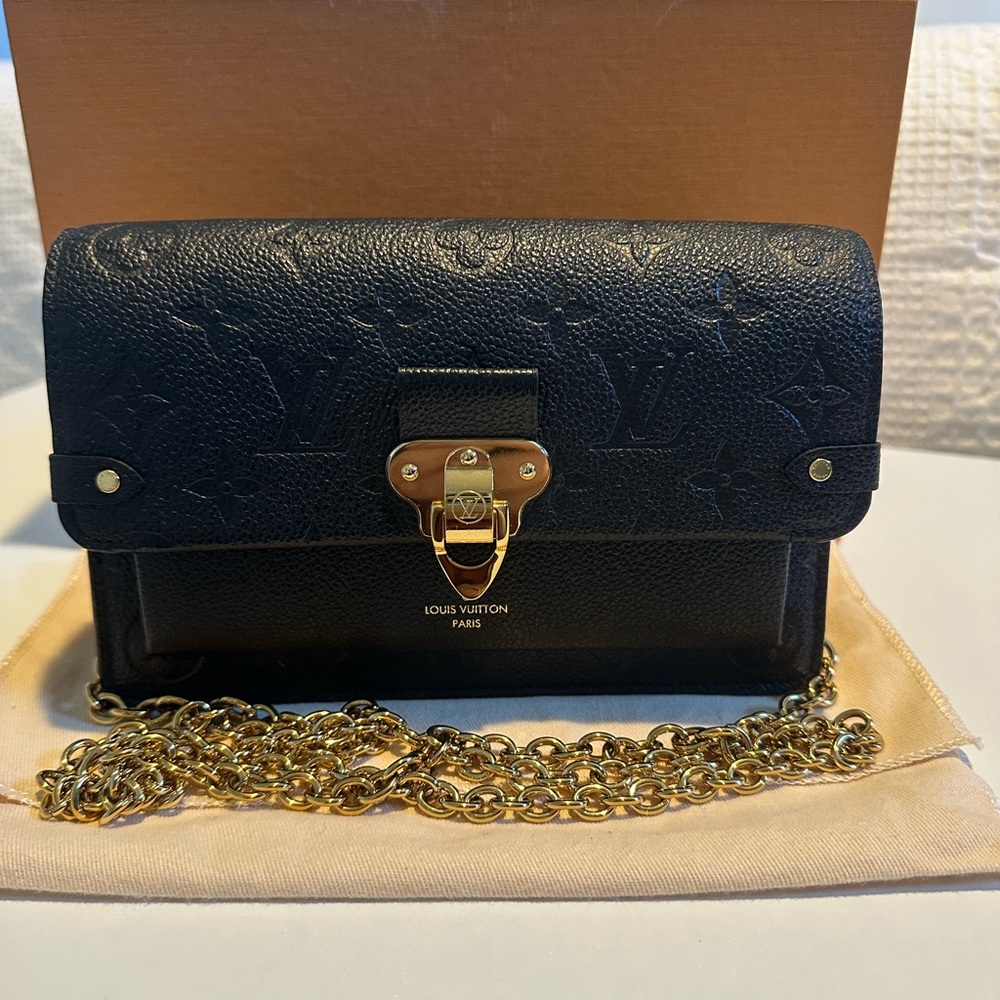 Louis Vuitton Vavin Wallet on Chain